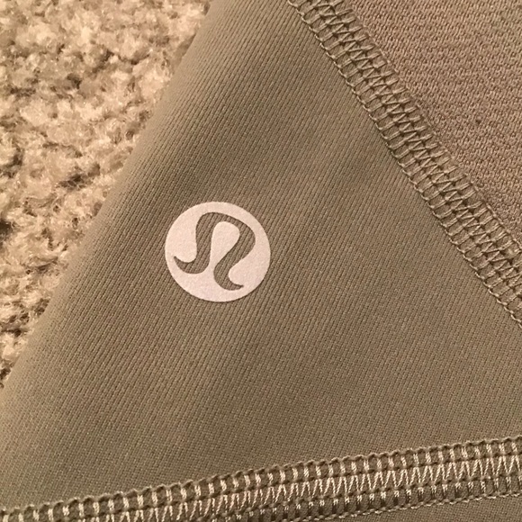 Lululemon athletic leggings - Picture 3 of 4